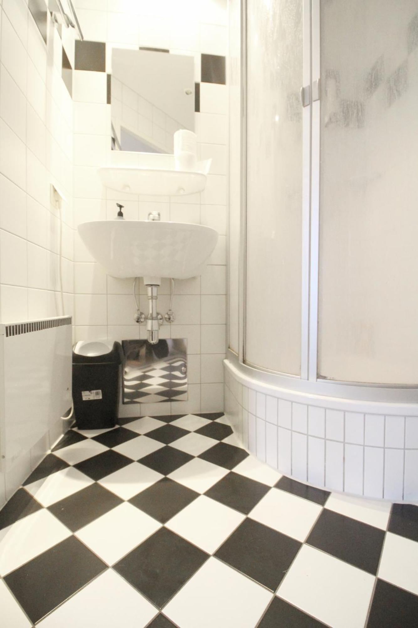 Aparthotel Triple In Hutteldorfer Strasse Area Wien