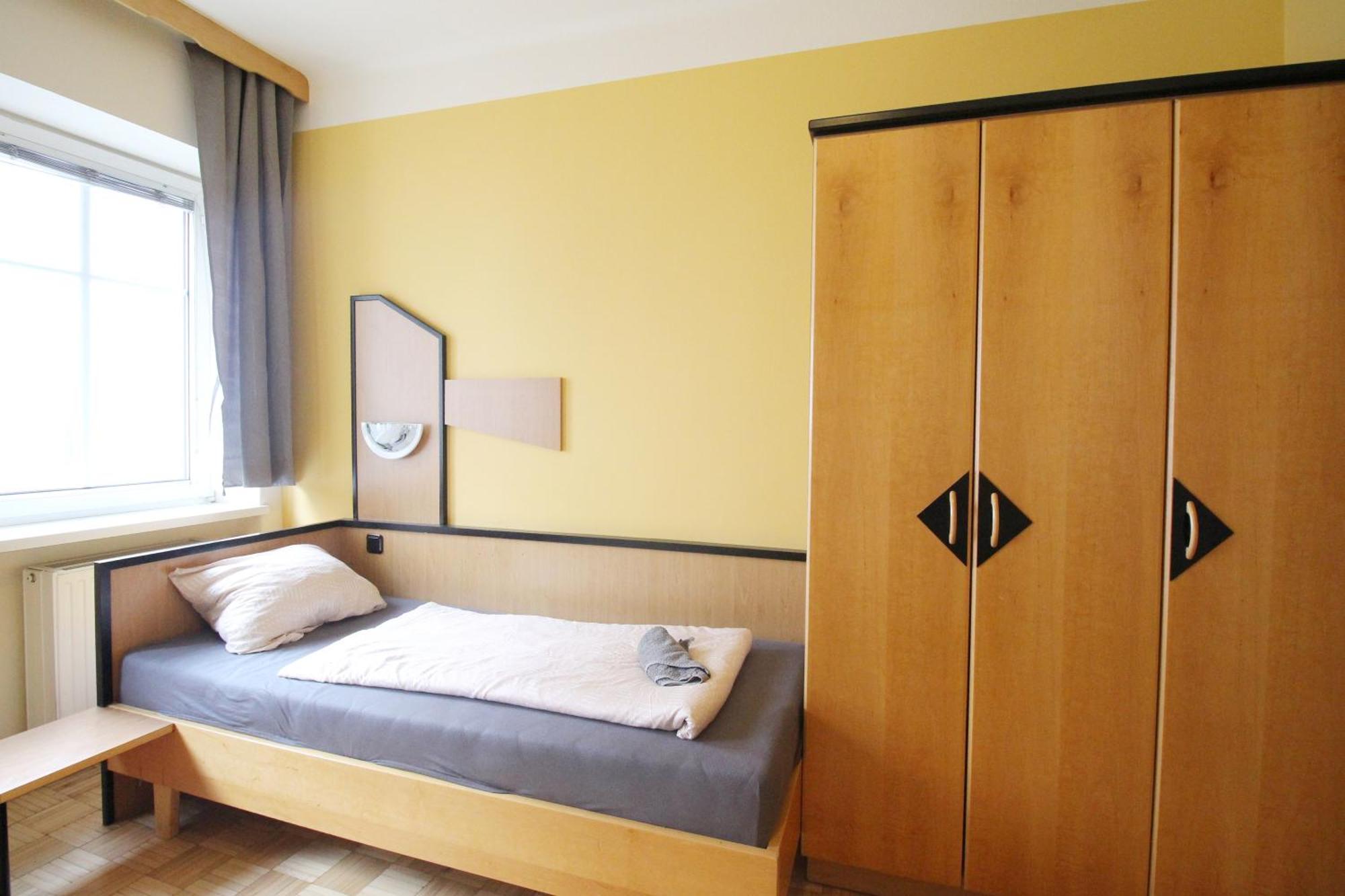 Triple In Hutteldorfer Strasse Area Aparthotel Wien